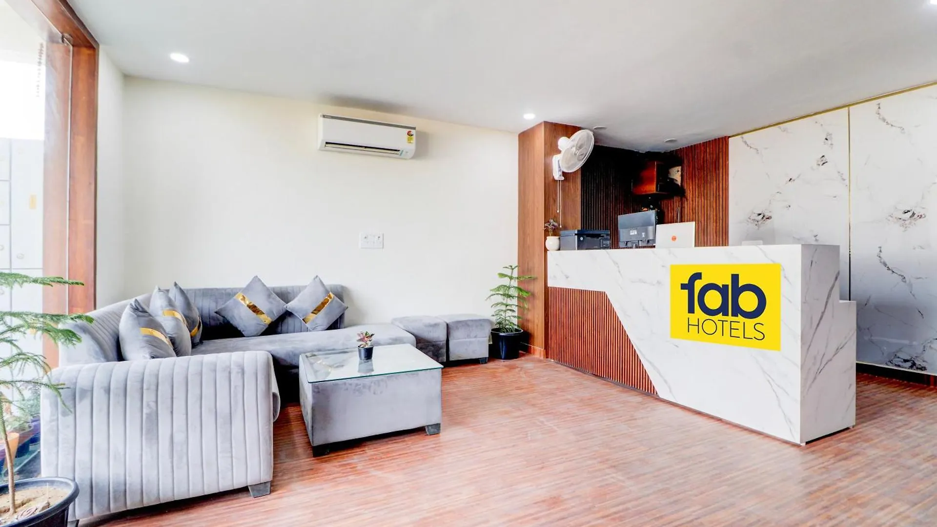 Fabhotel Sky Gurgaon India