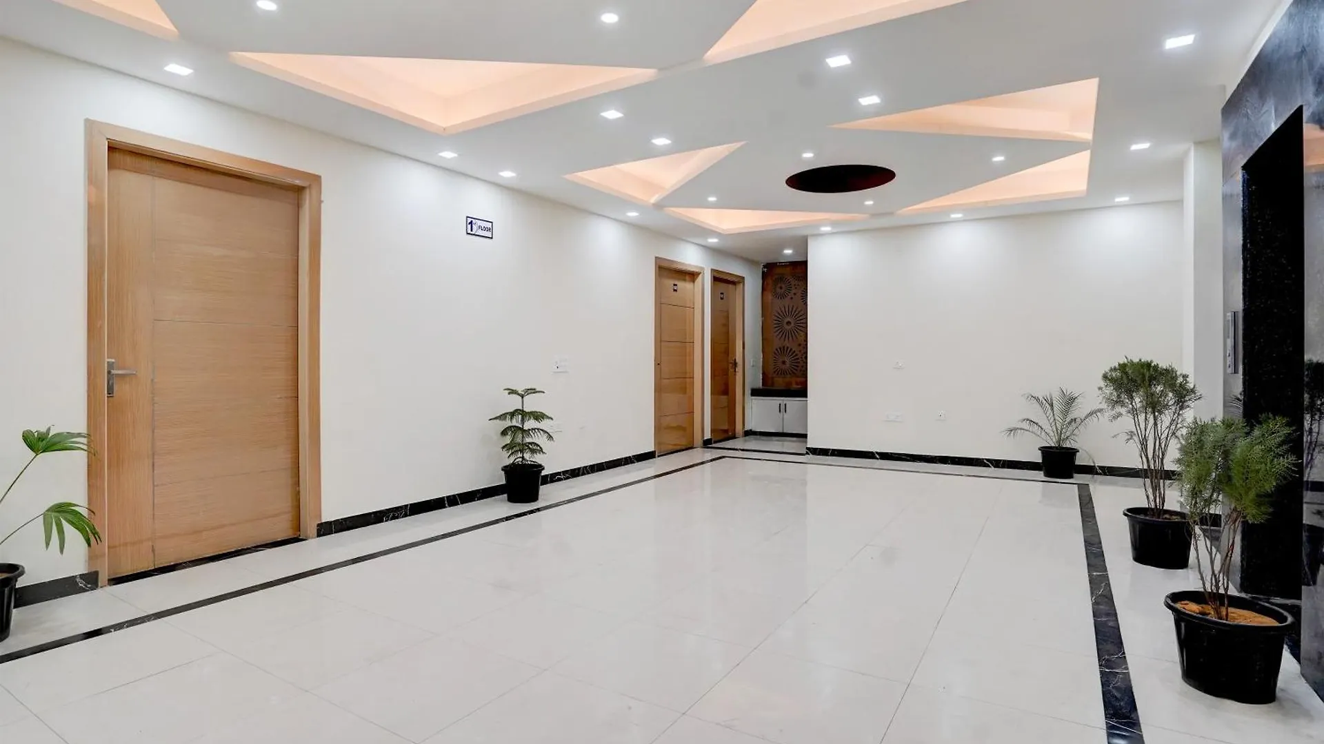 Fabhotel Sky Gurgaon Hotel
