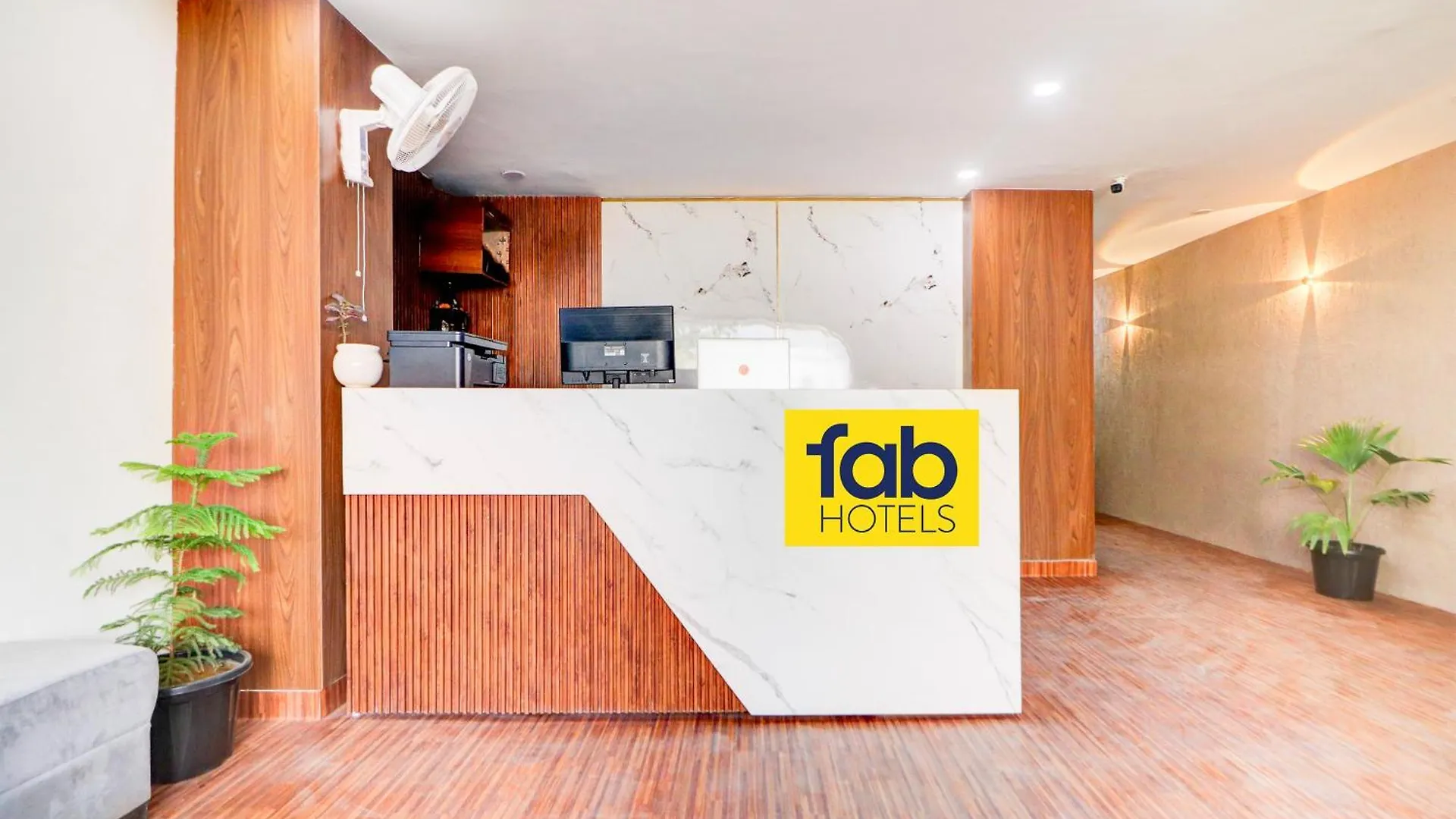 *** Hotel Fabhotel Sky Gurgaon India