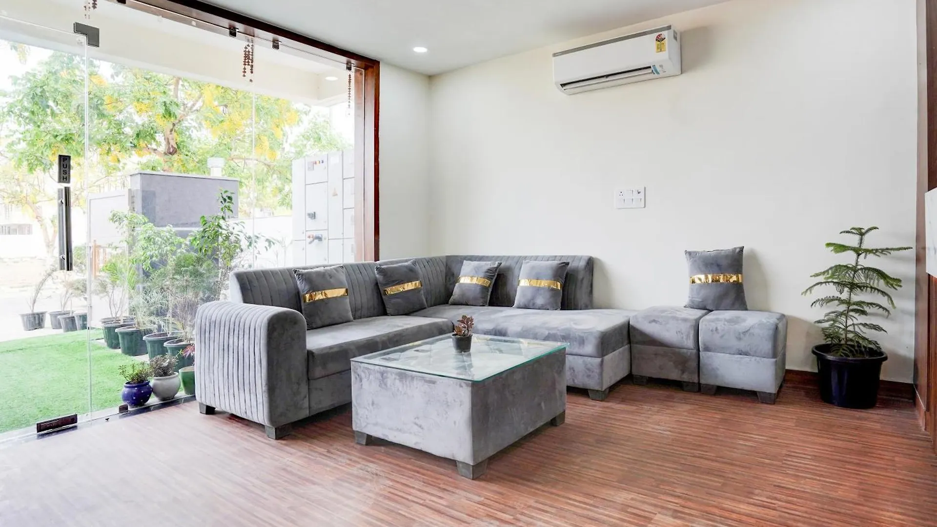 Fabhotel Sky Gurgaon