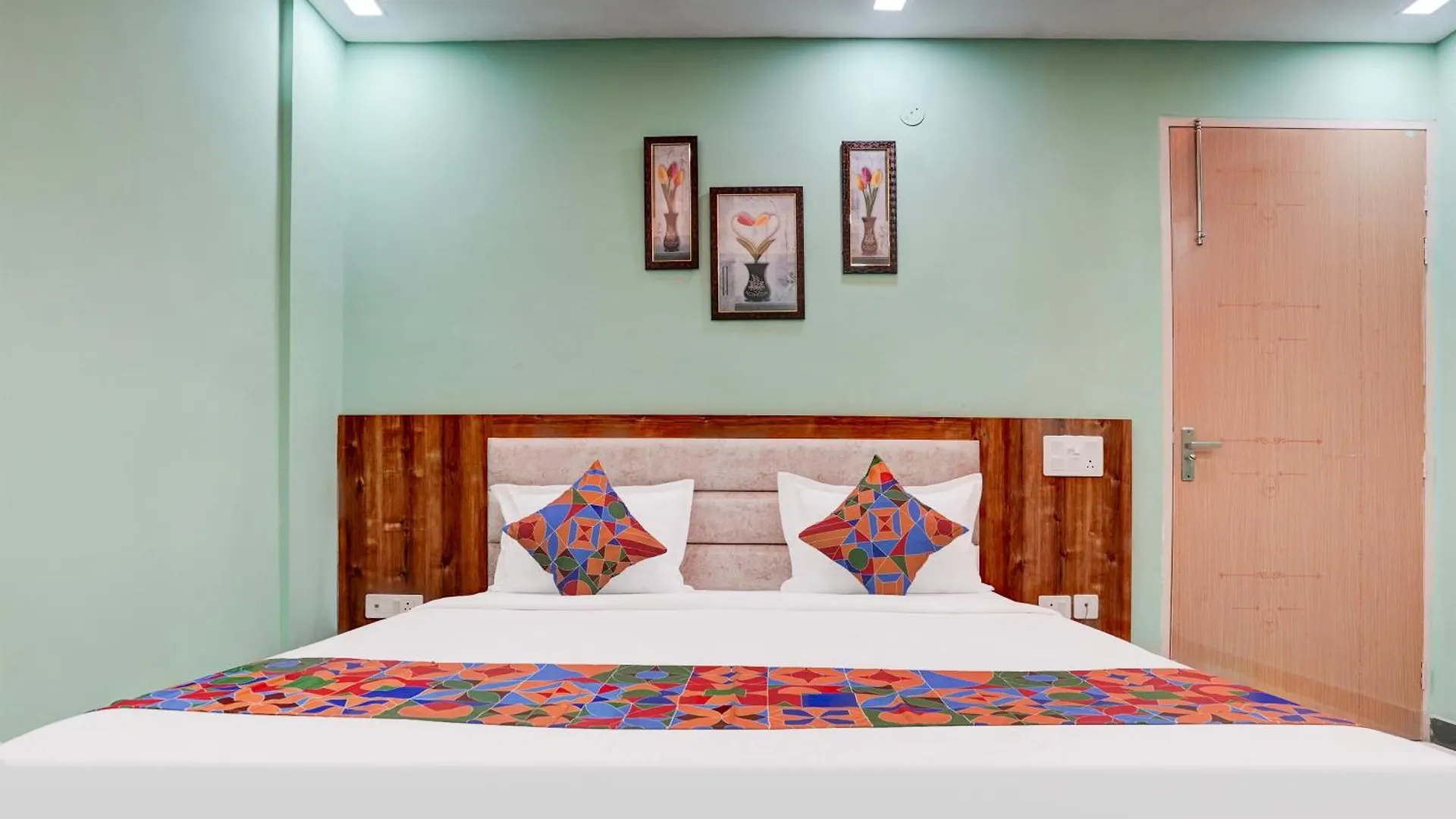 Fabhotel Sky Gurgaon